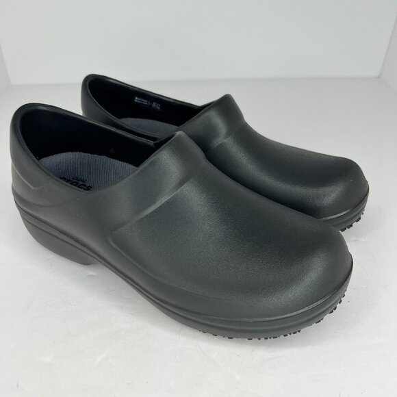 Crocs Womens Neria Pro II Black Slip Resistant Slip On Low Size 6 W Work Clogs - Picture 2 of 9